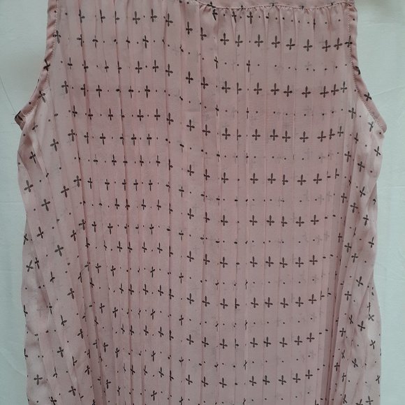 Blouse.  Pink barely sheer - Picture 6 of 9